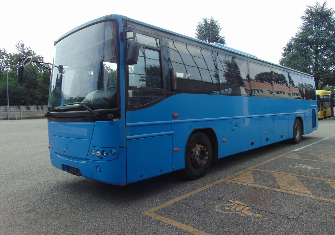 Prigradski autobus Volvo 8700 B7R: slika 3