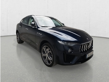  MASERATI LEVANTE S SUV - Automobil