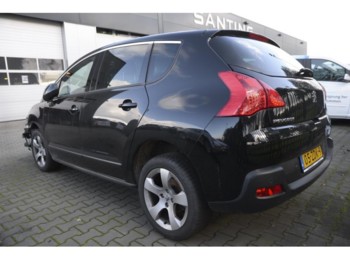 Peugeot 3008 1.6 HDI 112pk Blue Lease Schade/Unfall - Automobil