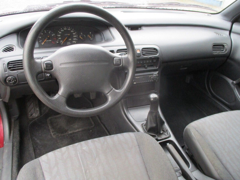 Automobil Mazda 626 SEDAN 1.8I LX , Airco: slika 13