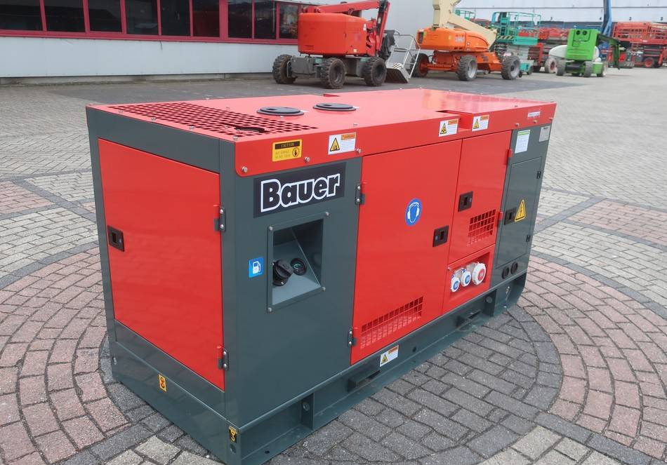 Set generatora Bauer GFS-16KW 20KVA ATS Diesel Generator 400/230V NEW: slika 2
