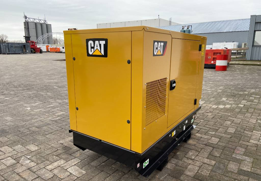 CAT DE22E3 - 22 kVA Generator - DPX-18003  CAT DE22E3 - 22 kVA Generator - DPX-18003: slika 3