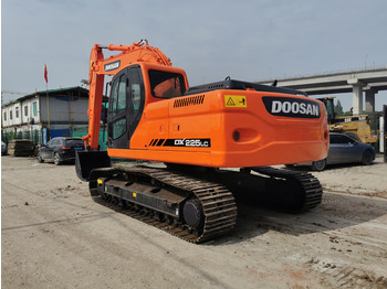 Bager guseničar DOOSAN DX225 track excavator Korean hydraulic digger  20 tons 22 tons: slika 2