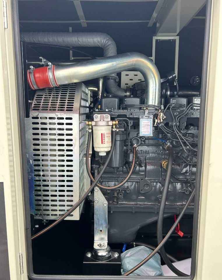 Set generatora Iveco NEF67TM4 - 188 kVA Generator - DPX-20508: slika 13