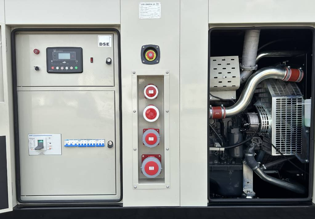 Set generatora Iveco NEF67TM4 - 188 kVA Generator - DPX-20508: slika 5