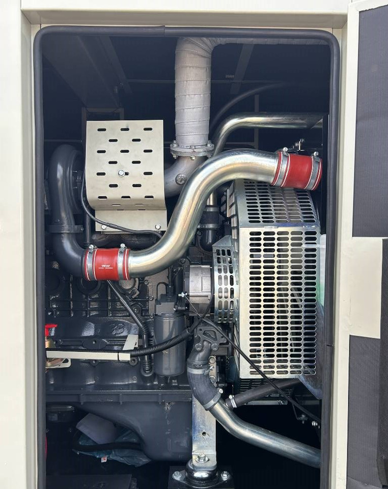 Set generatora Iveco NEF67TM4 - 188 kVA Generator - DPX-20508: slika 17