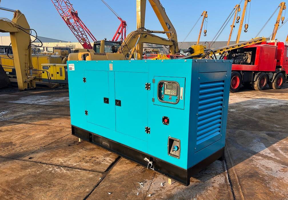 Set generatora Ricardo 100KVA (80KW) SILENT GENERATOR 3 PHASE 50HZ 400V: slika 3