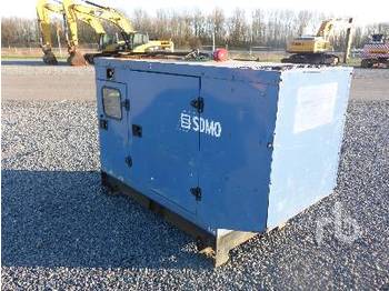 SDMO J66K 66 KVA - Set generatora