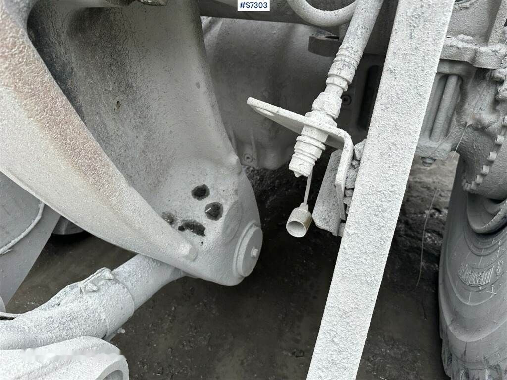 Utovarivač točkaš Volvo L250H wheel loader with bucket: slika 39
