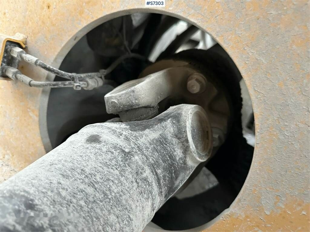 Utovarivač točkaš Volvo L250H wheel loader with bucket: slika 48