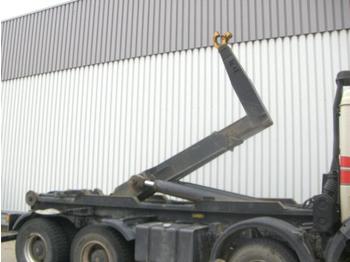 Kamion sa hidrauličnom kukom : slika 1