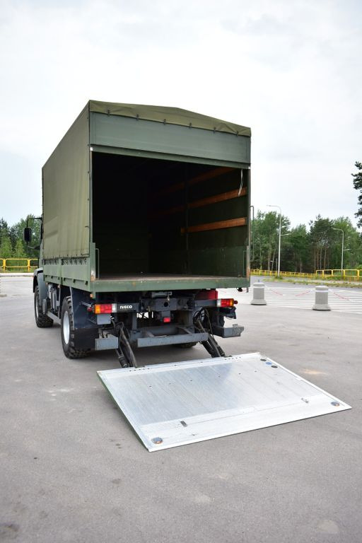 Kamion sa zatvorenim sandukom Iveco 100E21 EUROCARGO 4x4 OFF ROAD CAMPER WINDE: slika 4