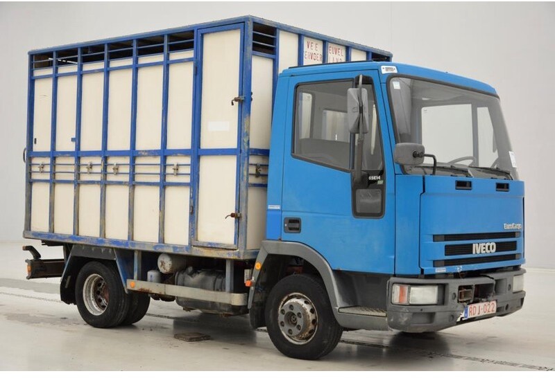 Kamion za prevoz stoke Iveco 65E14: slika 3