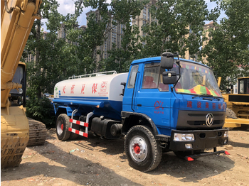 DONGFENG Water tanker truck - Kamion cisterna