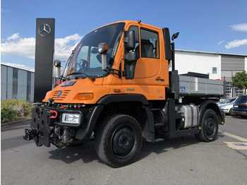 Mercedes-Benz UNIMOG U300 4x4  - Kamion sa tovarnim sandukom