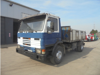 Scania 82-200 - Kamion sa tovarnim sandukom