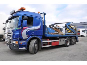 Kamion za utovaranje kontejnera SCANIA P380 Liftdumper