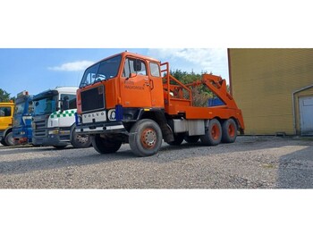 Kamion za utovaranje kontejnera Volvo F 88 Allrad 6x6 off road