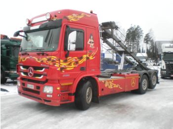 Kamion za prevoz kontejnera/ Kamion sa promenjivim sandukom MERCEDES-BENZ Actros 2560: slika 1