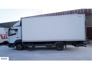 Kamion sa zatvorenim sandukom Mercedes Atego: slika 3