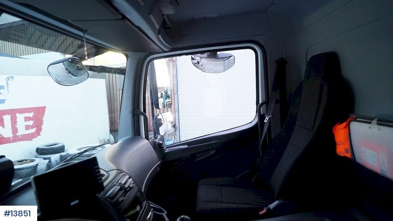 Kamion sa zatvorenim sandukom Mercedes Atego: slika 22
