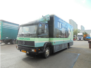 Kamion za prevoz stoke Mercedes-Benz 914: slika 1