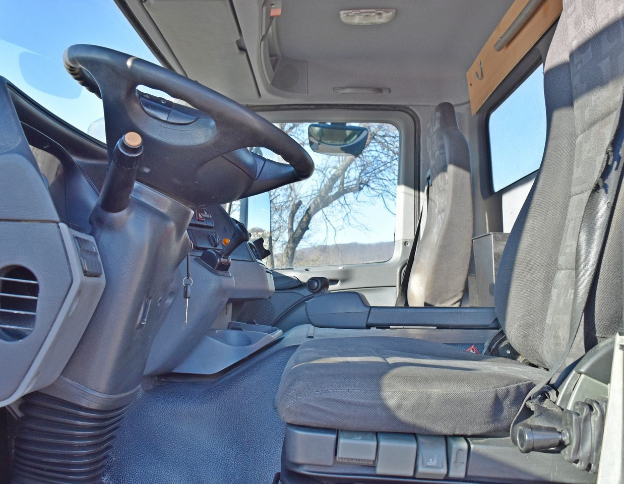 Istovarivač, Kamion sa dizalicom Mercedes-Benz ACTROS 2636: slika 8