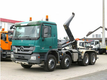 Kamion sa hidrauličnom kukom Mercedes-Benz Actros 3241 K 8x4  Abrollkipper Meiller 30to: slika 1