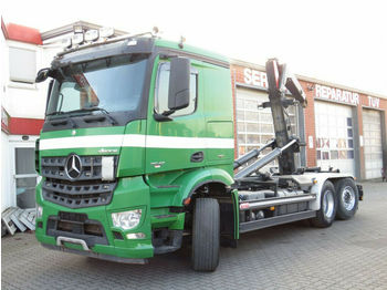 Kamion sa hidrauličnom kukom Mercedes-Benz Arocs 2540 L 6x2 Abrollkipper Meiller Schub+Knic: slika 1