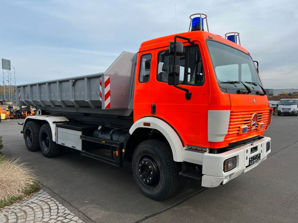 Kamion sa hidrauličnom kukom Mercedes-Benz SK 2629 6x4 Feuerwehr - Abroller: slika 11