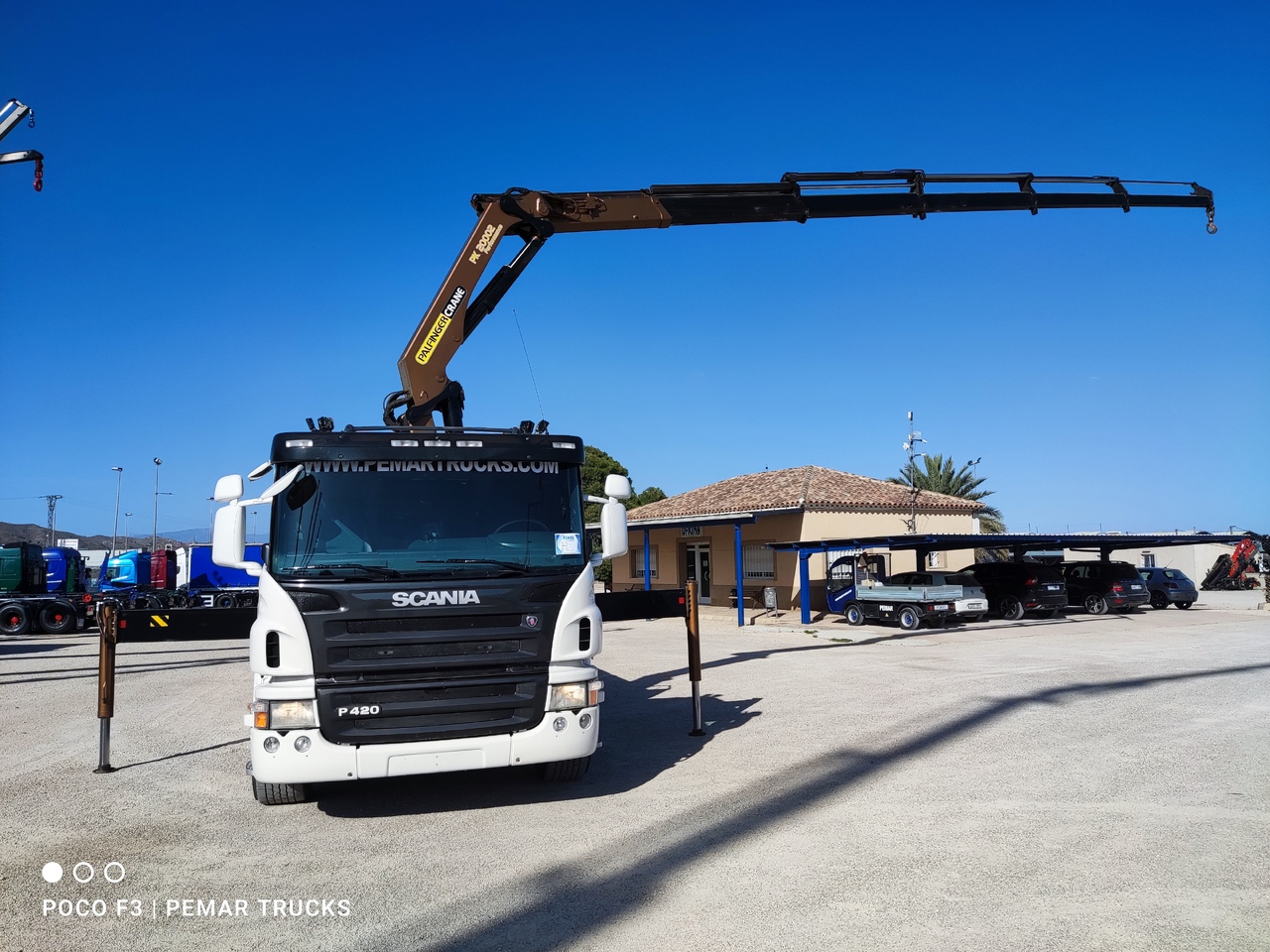 Kamion za prevoz kontejnera/ Kamion sa promenjivim sandukom, Kamion sa dizalicom SCANIA P 420 6X2 GRUA PALFINGER PK 20002-5 CAJA FIJA ABIERTA.: slika 11