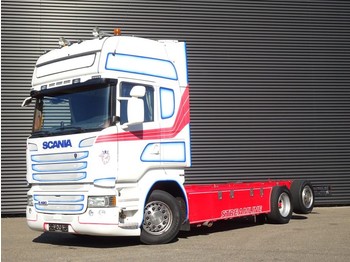Kamion sa golom šasijom i zatvorenom kabinom Scania R490 6x2 / EURO 6 / FULL AIR / RETARDER: slika 1
