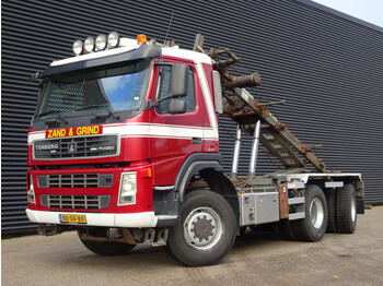Kamion sa kablovskim sistemom Terberg FM1350-WDGL EURO 5 / 6x6 / CONTAINERSYSTEM: slika 1