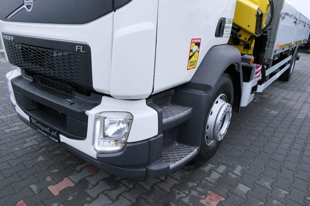 Kamion sa tovarnim sandukom, Kamion sa dizalicom Volvo FE 280 Flatbed + crane HYVA HB 150: slika 19