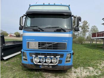 Kamion sa hidrauličnom kukom Volvo FH12 460: slika 1