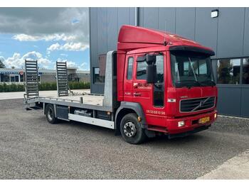 Kamion sa tovarnim sandukom Volvo FL220: slika 1