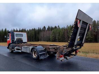 Kamion za prevoz kontejnera/ Kamion sa promenjivim sandukom Volvo FM12: slika 4