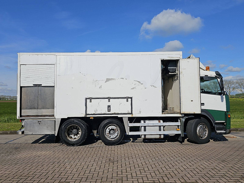 Kamion sa zatvorenim sandukom Volvo FM 9.260: slika 14