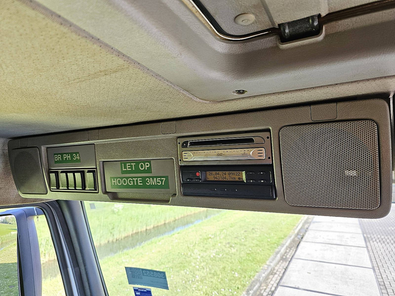Kamion sa zatvorenim sandukom Volvo FM 9.260: slika 11