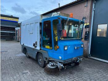 Autočistilica Ravo 5000 Compact Zelfrijdende Veegmachine