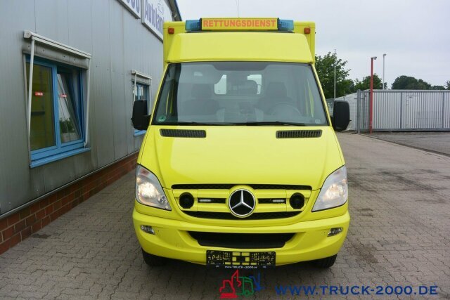 Vozilo hitne pomoći Mercedes-Benz Sprinter 516 CDI Intensiv- Rettung- Krankenwagen: slika 14