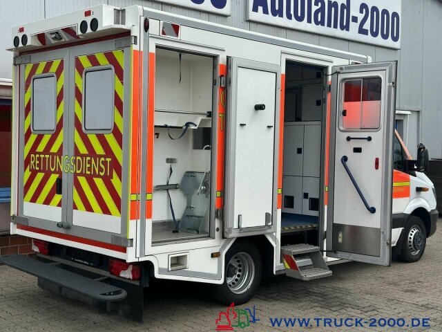 Vozilo hitne pomoći Mercedes-Benz Sprinter 519 CDI RTW Rettung Krankenwagen 124TKM: slika 12