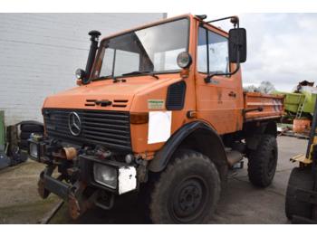 Korisno/ Posebno vozilo, Kamion sa tovarnim sandukom Mercedes-Benz Unimog U 1400: slika 1