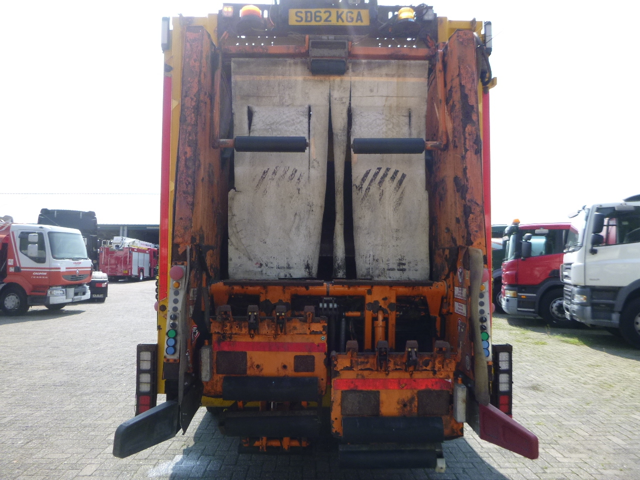 Kamion za smeće Mercedes Econic 2633 6x4 RHD Euro 5 EEV Faun Variopress refuse truck: slika 5
