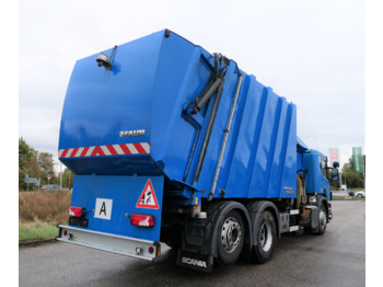Kamion za smeće za prevoz smeća SCANIA P 320 DB 6x2 MNA Faun 526 Sidepress Rechtslenker: slika 1