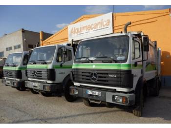 Kamion za smeće Mercedes-Benz 1824