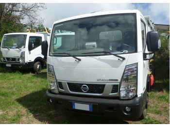 Kamion za smeće NISSAN NT400 35.15