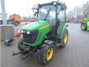 Komunalni traktor John Deere 3720 Hydro