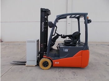 Viljuškar sa 3 točka TOYOTA 8FBE18T