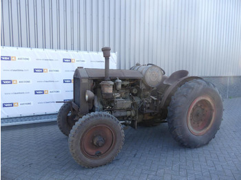 Hanomag AGR 38 - Traktor